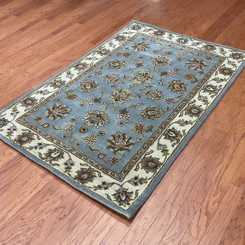 Wool Oriental Indoor Rug, Rectangle 4' x 6'