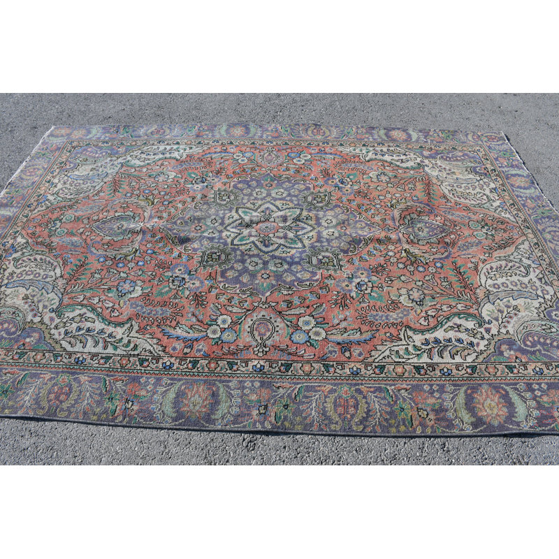 Tapis turc rétro unique avec des couleurs vives et un motif floral complexe pour la décoration intérieure bleu / rose