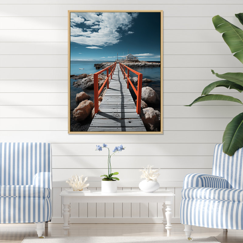 Beach Pier Perspect Black III - Nautique et plage, reproductions d'art mural, L 16 po x H 32 po, Cadre naturel flottant