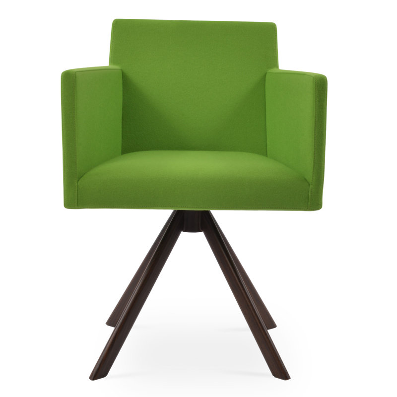 Chaise avec accoudoirs en métal Harput, Laine pistache Camira, Noyer