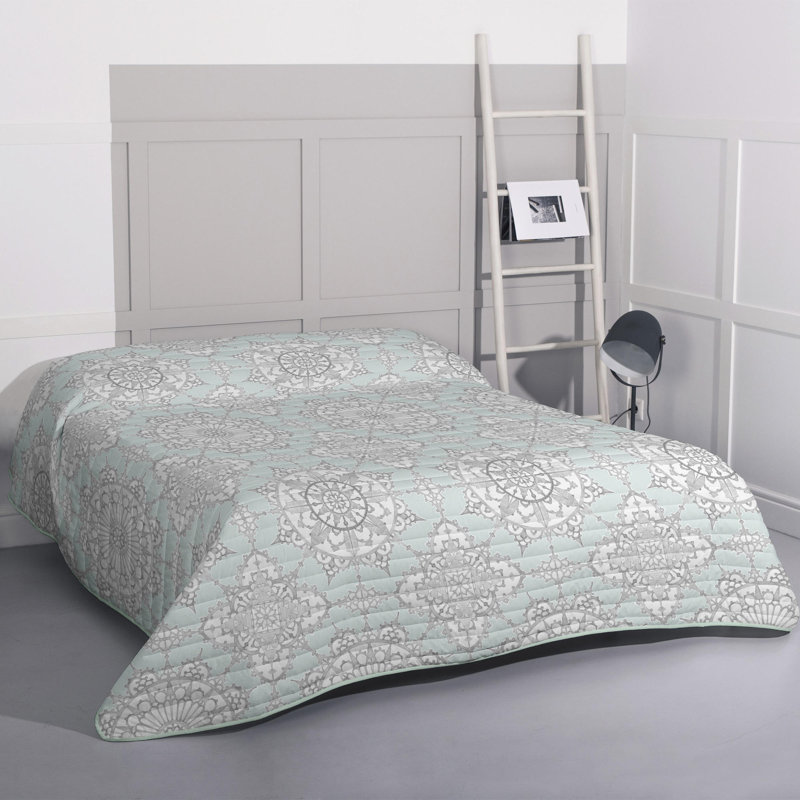 Wintham Cotton No Pattern Bedspread, W260 x L260cm