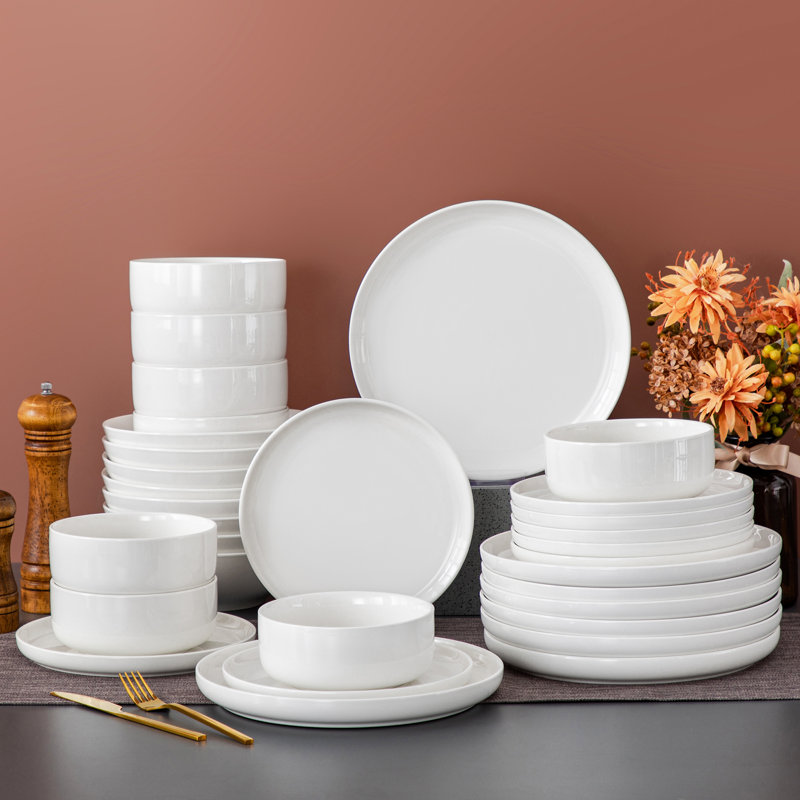 32 Piece Porcelain China Dinnerware Set - Service for 8, White