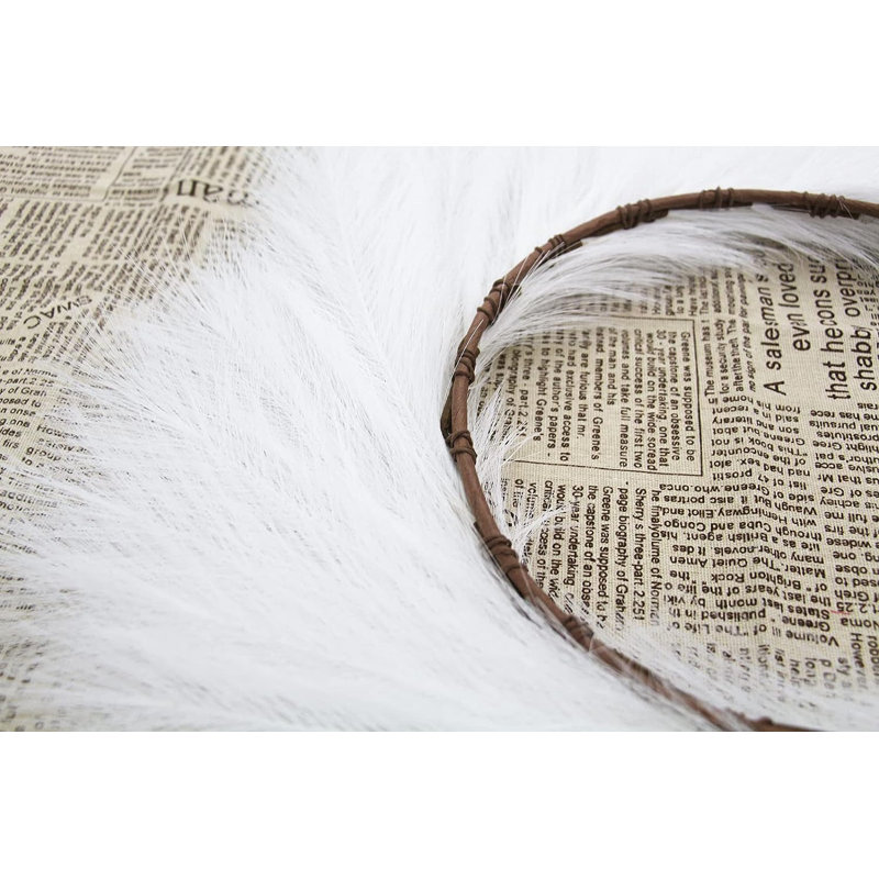 Ishaal 5'' Wreath, White