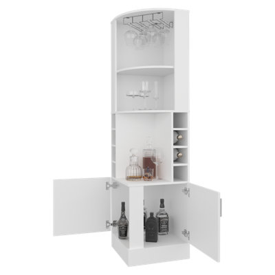 Fortescue Bar with Wine Storage by Millwood Pines