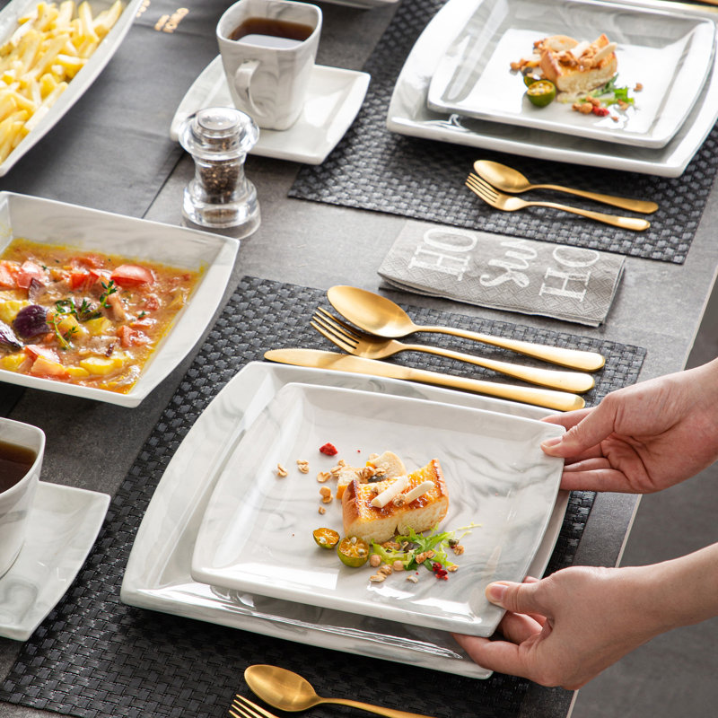 Porcelain China Dinnerware Set 32 Piece - Service for 6