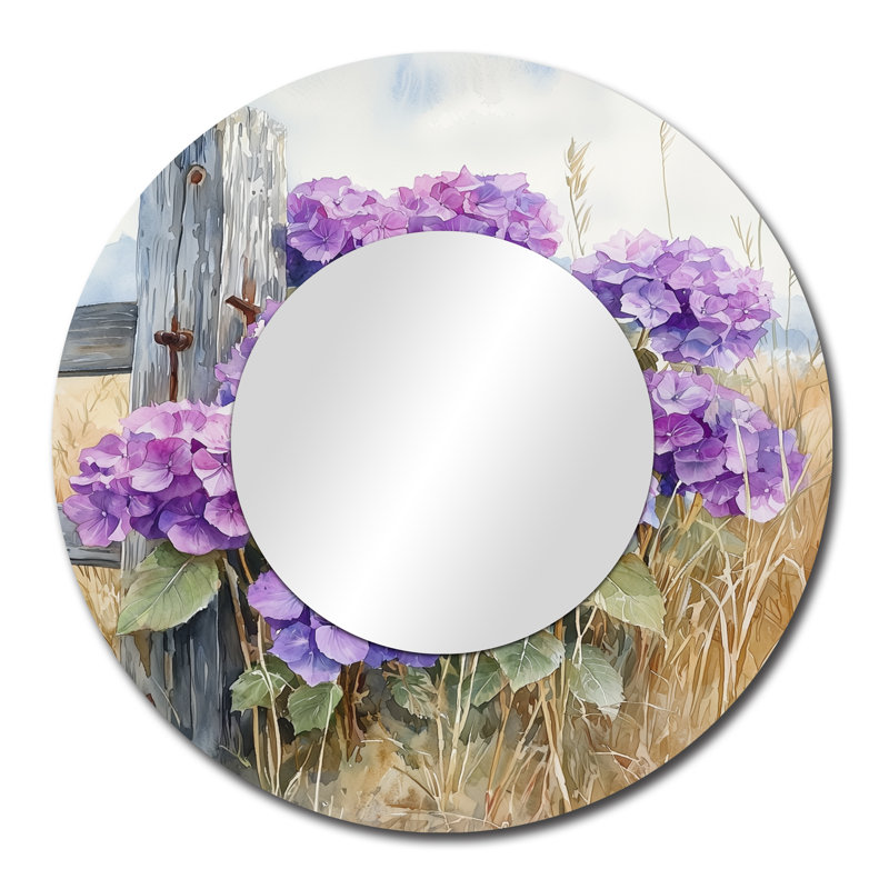 Hortensias à la ferme, clôture I - art mural traditionnel miroir décoratif - imprimé sur métal, 29 po x 29 po