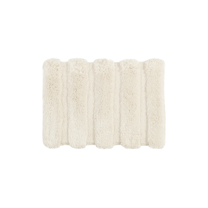 Casual Wheat Tufted Pearl Channel 21x34 Bath Rug