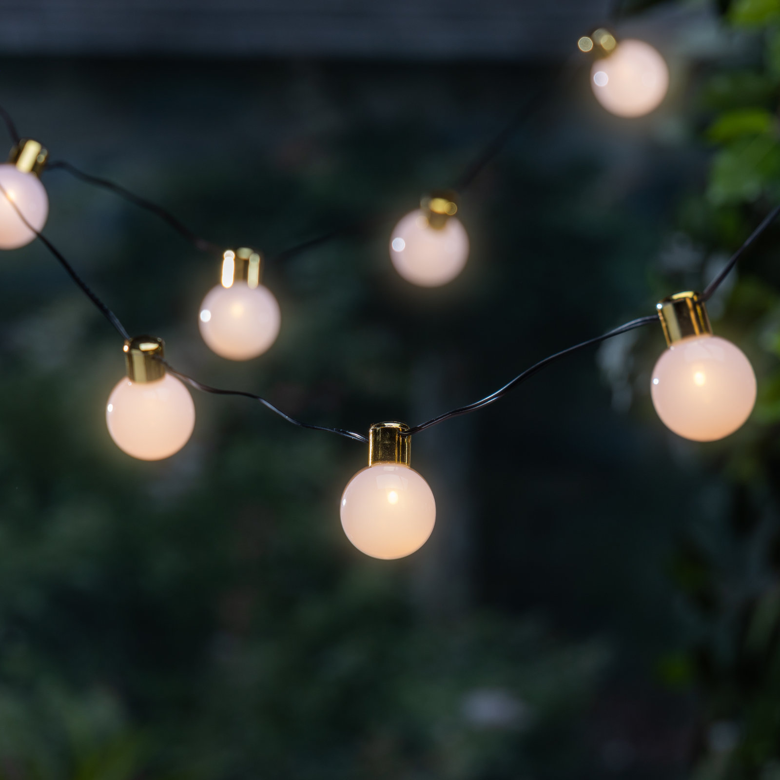 Beckham Warm LED Light Garland