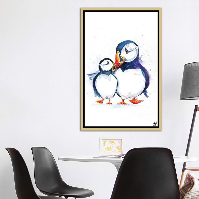 Décoration murale pour enfants Parading Puffins, H 60 po x l 40po x P 1,5 po, Toile encadrée d'or