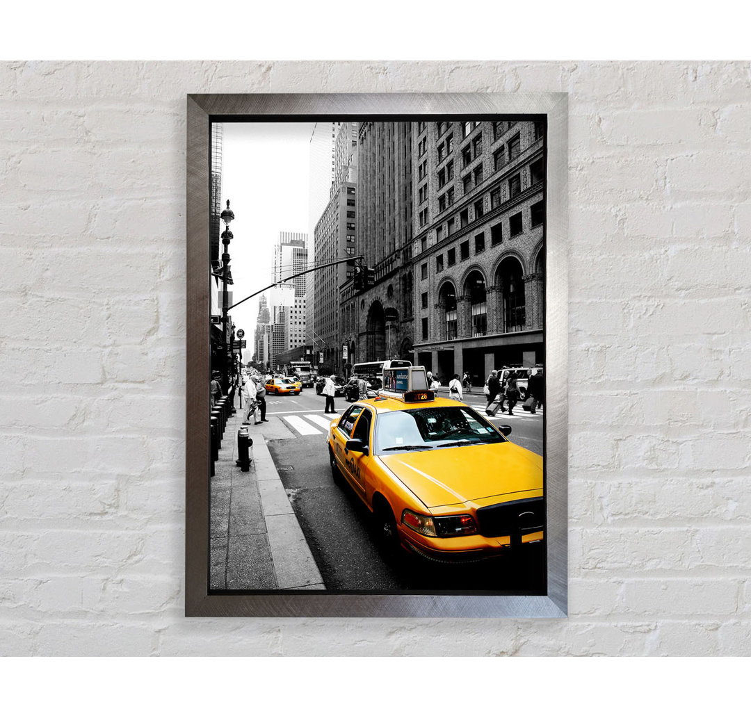 New York City Yellow Taxi Cab On B N W - Einzelbildrahmen Kunstdrucke