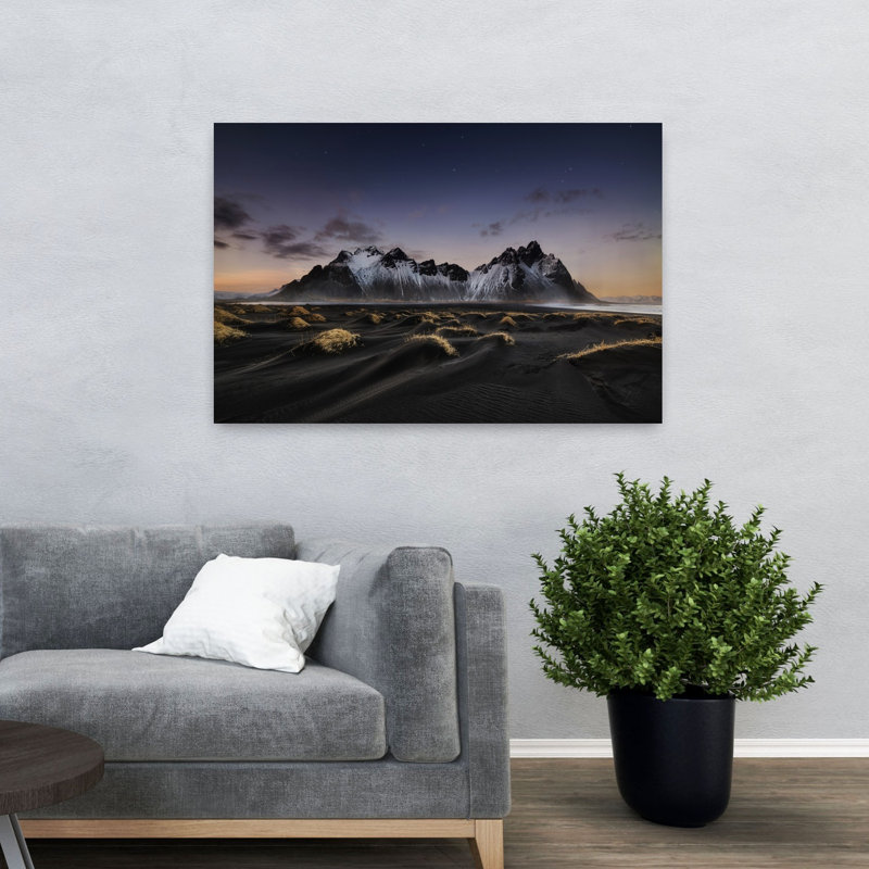 Pics et dunes étoilés - Paysage de montagne spectaculaire, éthéré et paisible - Affiche murale, H 32 po x l 48 po