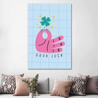 «Lucky Clover In Pink Hand», reproduction d'art sur toile tendue
