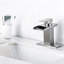 Robinet de salle de bain à un trou-129912889