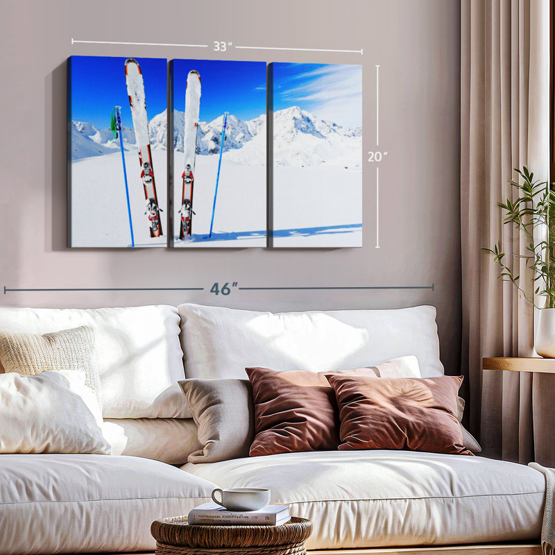 «Équipement de ski», 3 pièces sur toile, H 20 po x l 33 po x P 1,25 po