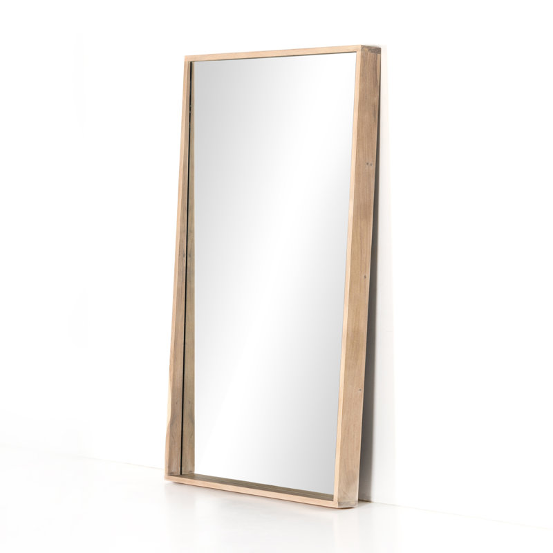 Vora Mirror
