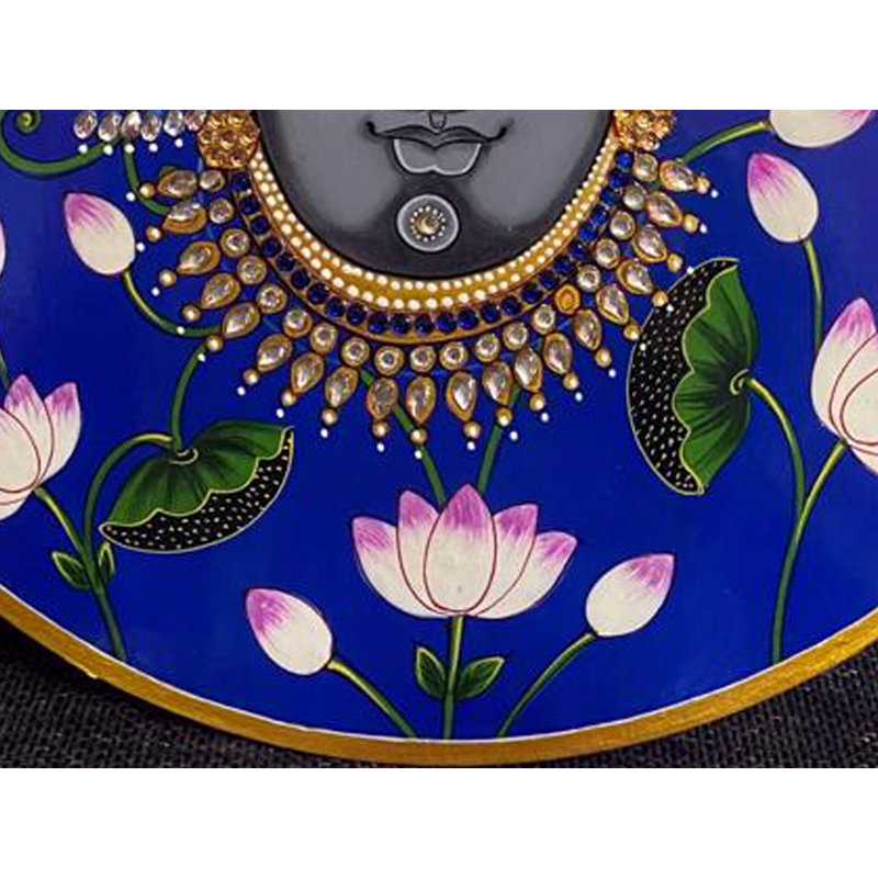 Peinture de Shrinathji avec lotus sur bois MDF | Par Jagriti Bhardwaj