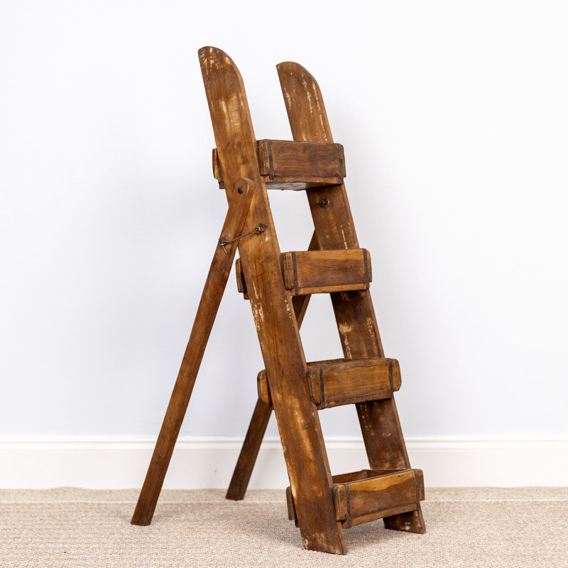 Jakyle Decorative Object