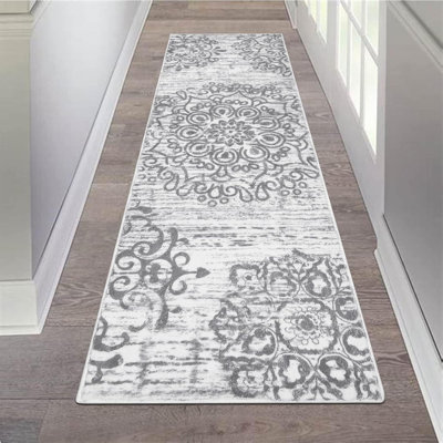 Delontae Indoor Rug