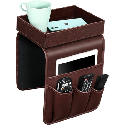Support de télécommande pour canapé avec plateau amovible, antidérapant, en similicuir PU, pour accoudoir de fauteuil ou de canapé. Organisateur avec 5 poches pour magazines, téléphone, iPad, télécommande, manette de jeu et lunettes.