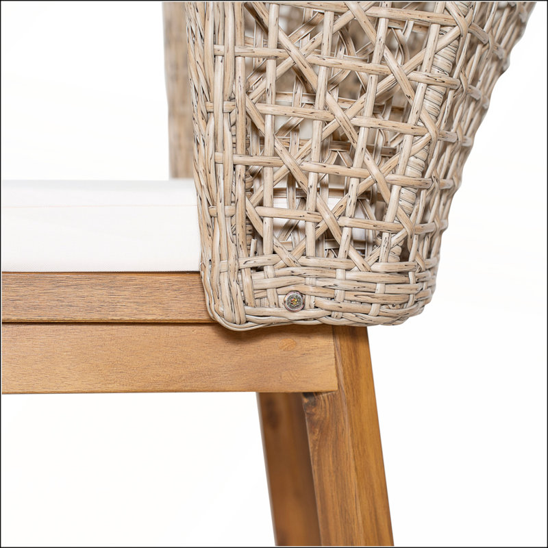 Tabourets de bar d'extérieur en bois d'acacia (4 pièces), finition teck avec coussin beige et dossier en osier, parfait pour le patio et la piscine