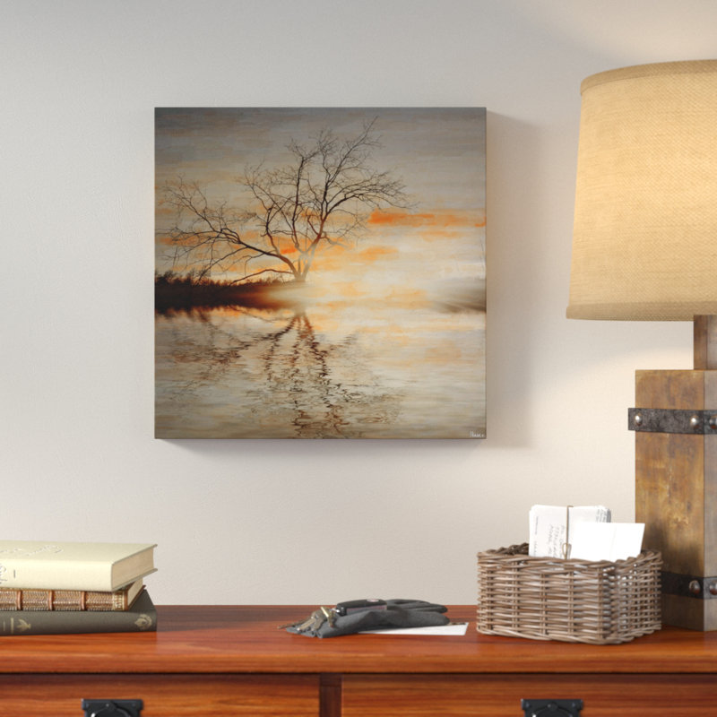«Red Leafs B» par Parvez Taj - reproduction de photo sur toile, H 32 po x l 32 po x P 1,5 po