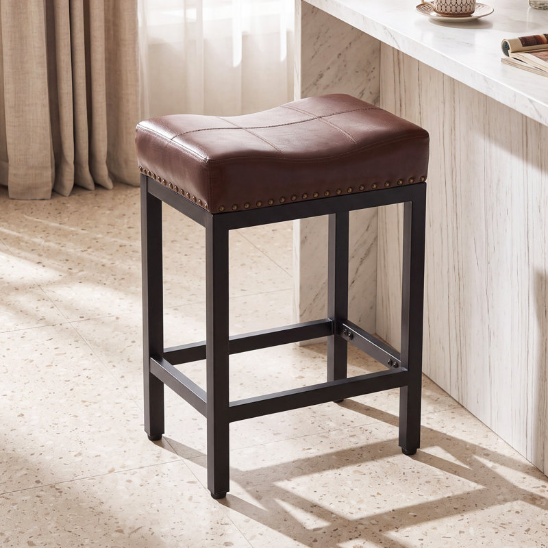 Tabouret de comptoir 24,21 po Michille, Siège brun / cadre noir, 2