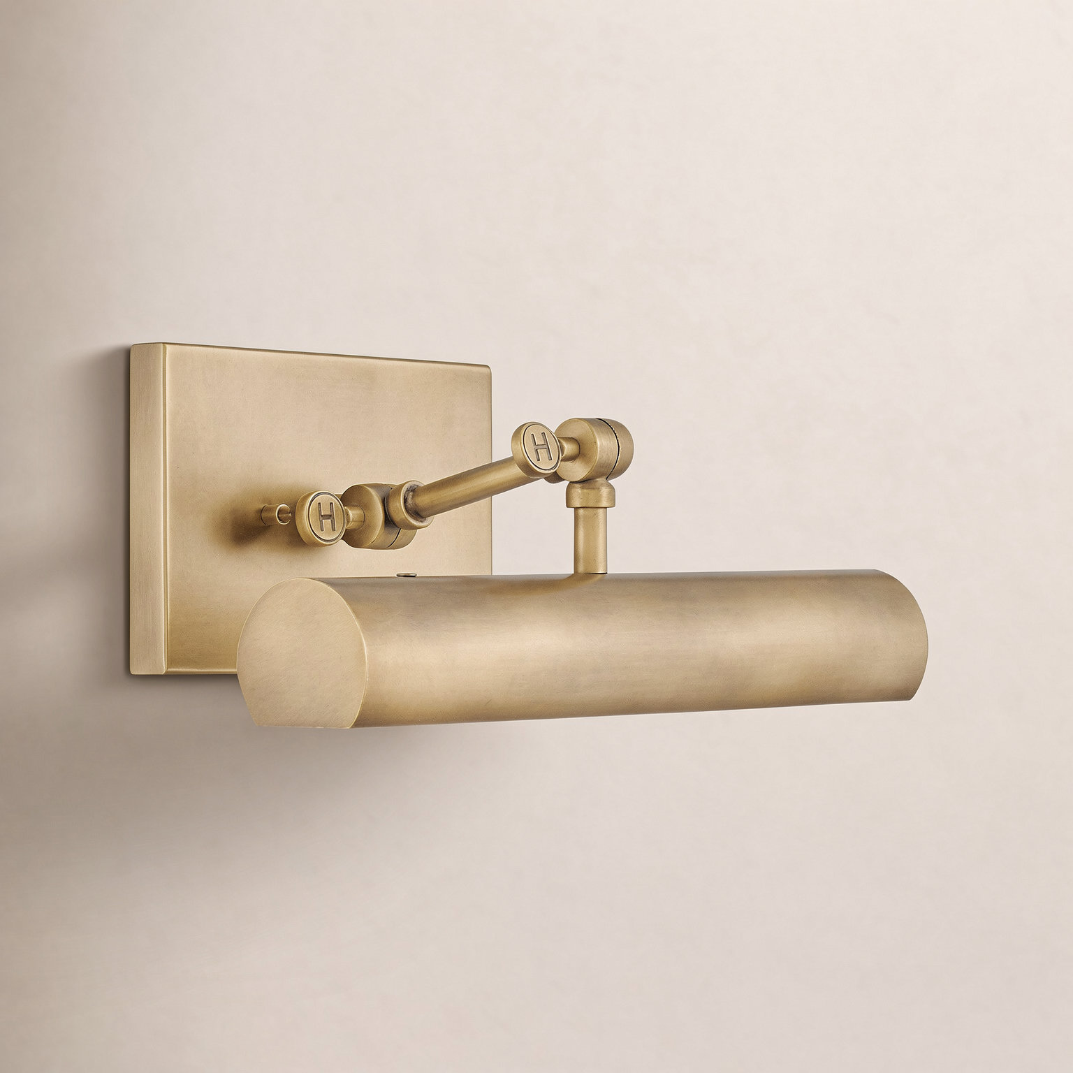 Stokes Single Light Armed Sconce, Heritage Brass