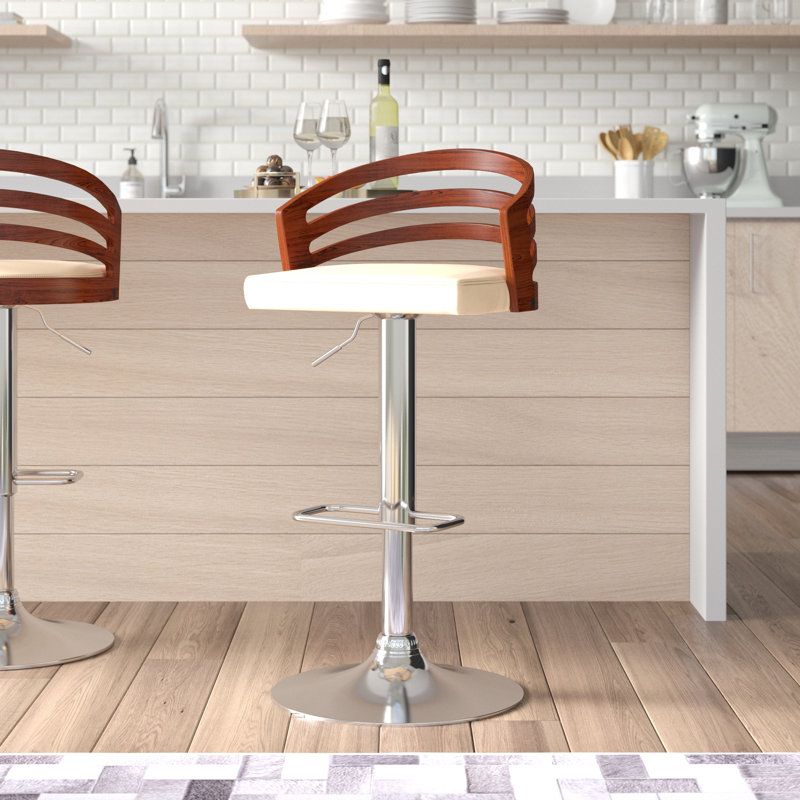 Tabouret de bar rotatif à hauteur ajustable Hancock en similicuir, bois et métal, Crème, crème, Bois de noyer, Chrome