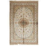 Oriental Area Rug in Ivory