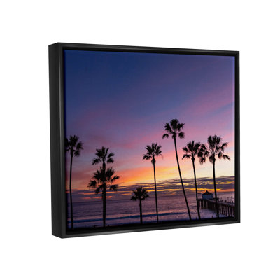 "Vivid Sunset Palm Trees" par Jeff Poe - Photographie de cadre flottant sur toile