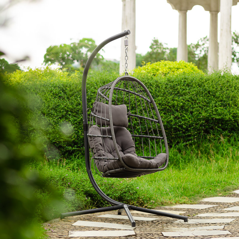 Chaise suspendue en osier pour l'extérieur, 76.02", Gris foncé