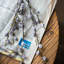 Tige de graines d'eucalyptus rustique-758666843-758666842