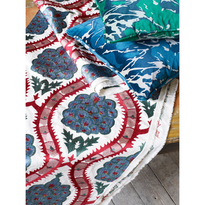 Anar Trellis Fabric, Serpentine/Crimson