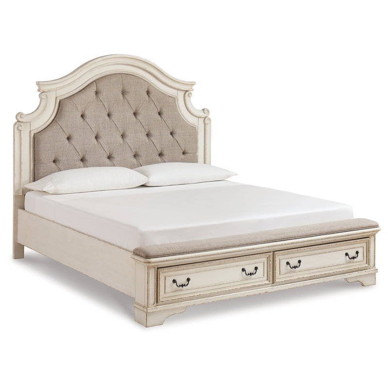 Realyn Upholstered Bed, California King