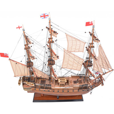 HMS Surprise 8,25 po x 27,5 po x 26,75 po Markar