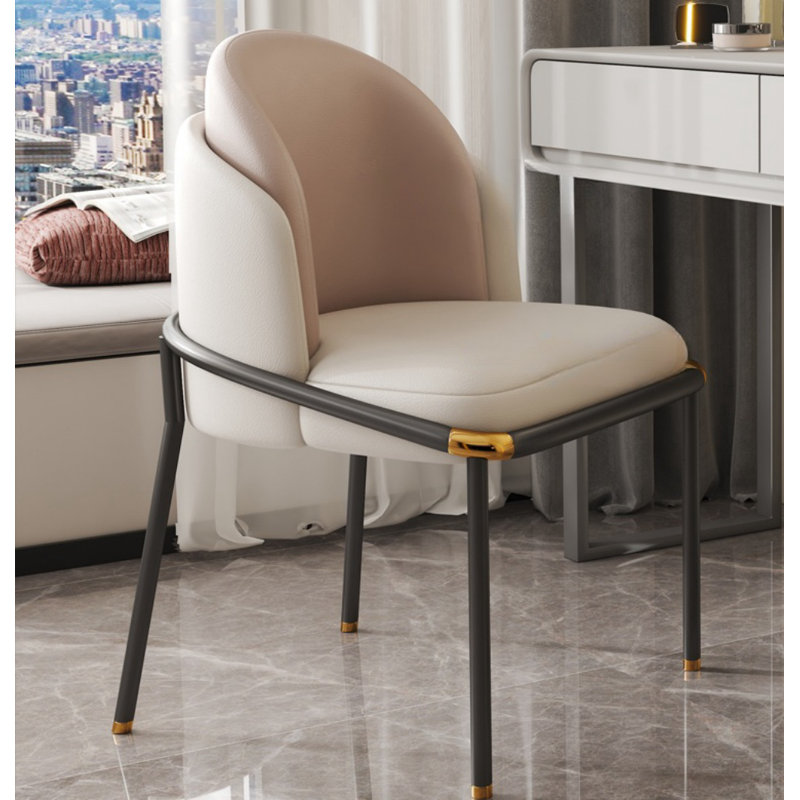 Nevio, Beige