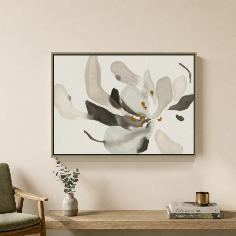 Impression florale - Ebb par Kristine Hegre - impression sur toile, 22" H x 28" W, Champagne