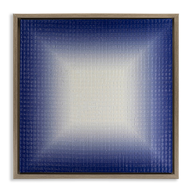 «Blue Ombre Fade» par Michael Willett, Cadre flottant orme Montalcino, H 25 po x l 25 po