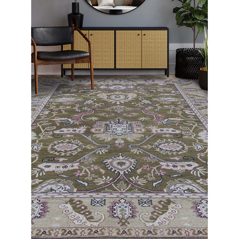 Wool Oriental Area Rug in Green