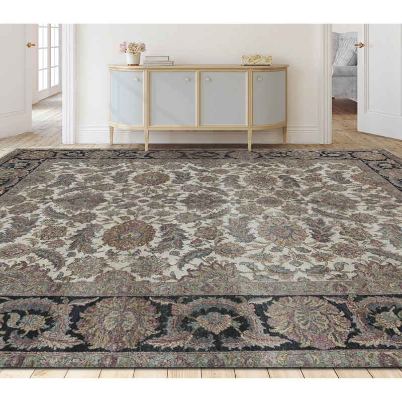 Hand Knotted Wool Oriental Area Rug