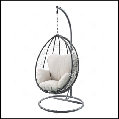 Chaise suspendue en tissu beige et osier noir
