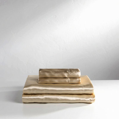 Opulent Ivory Dream 4-Piece Sheet Set - Luxurious Bedding, Premium Quality, Soft & Silky, Hotel Collection, Elegant Design, Breathable Fabric