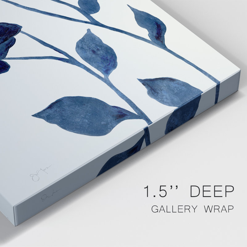 Indigo Bloom I, toile tendue avec châssis de qualité supérieure - prête à être accrochée, H 27 po x l 18 po x P 1 po