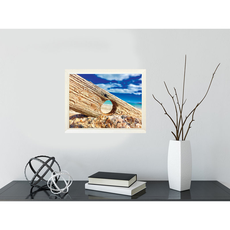 Driftwood Keyhole - photographie, H 14,5 po x l 18,5 po x P 1,25 po, Papier encadré blanc, Pas de tapis