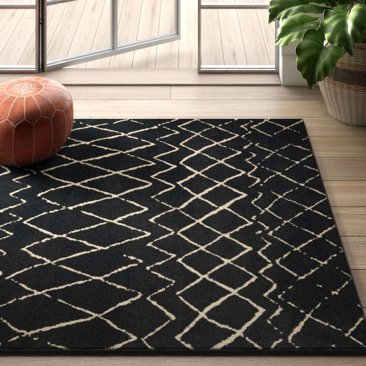 Tapis noir / crème Petit Borendy