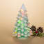 Arbre de Noël vert à cire verte-592054730