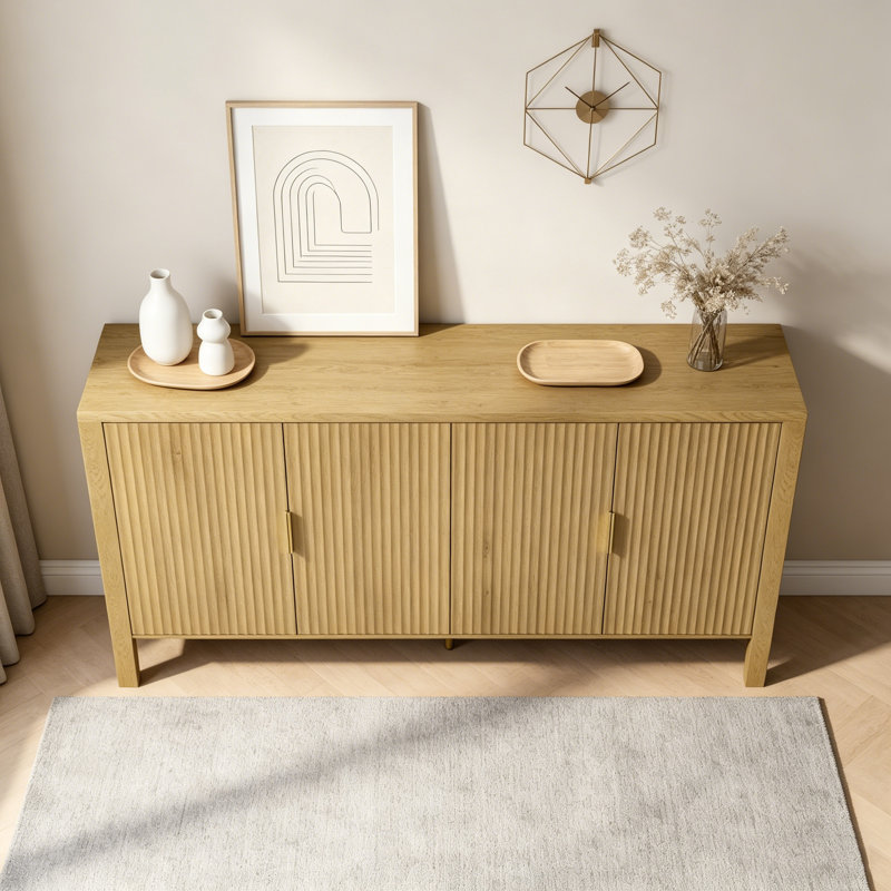 Buffet 57,5 po à rayures modernes avec porte arrière et crochets latéraux, tablettes réglables, Naturel