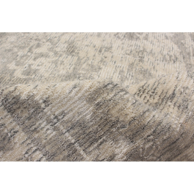 Tapis beige / gris en soie tissé à la main Evie, Rectangle 5 pi x 8 pi
