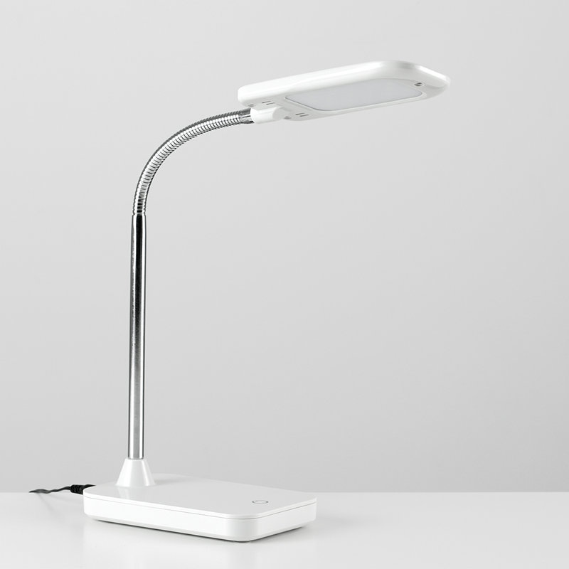 Solok Plastic Desk, White