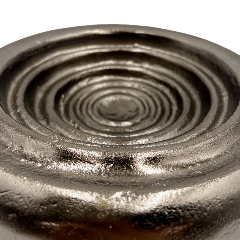 Sculpture ronde en aluminium antique en cuivre